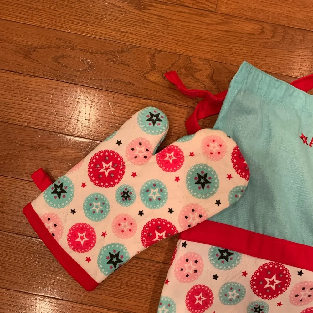 American Girl Apron, Oven Mit and Cookbooks